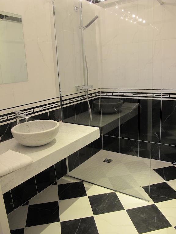 ホテルAu Domelia Provinois Cerneux 部屋 写真