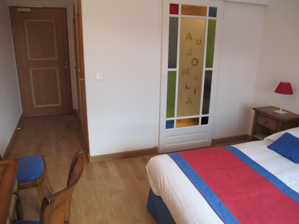 ホテルAu Domelia Provinois Cerneux 部屋 写真